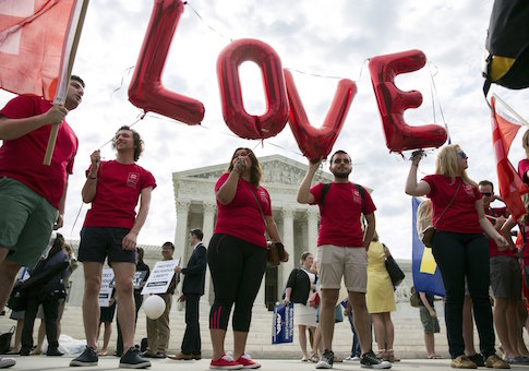 Supporters of gay marriage rally in front of the Supreme Court