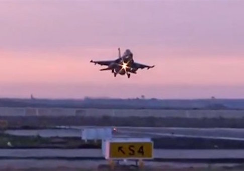 An Egyptian fighter jet lands in Egypt