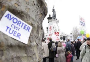 PARIS : Anti abortion march