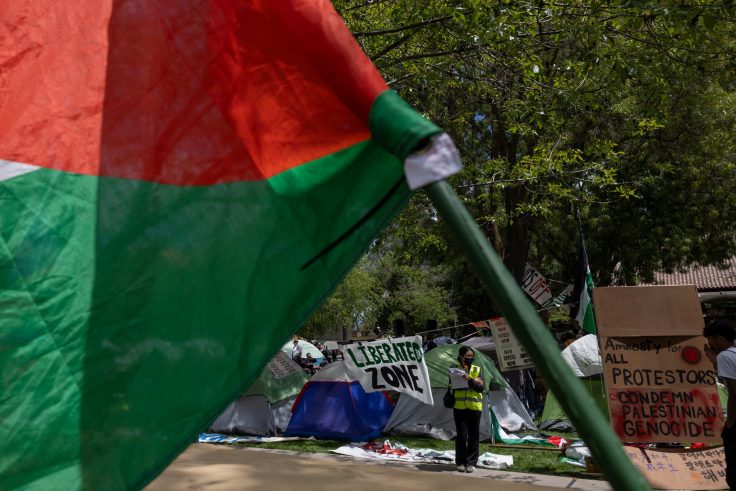 Anti-Israel Stanford Protesters Injure Police Officer as They Vandalize President's Office on Last Day of Classes