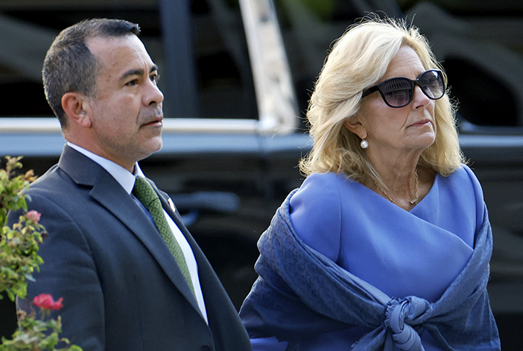 Jill Biden's 'Work Husband' Pleads the Fifth in Probe of Former President's Mental Fitness, Joining Ex-White House Physician