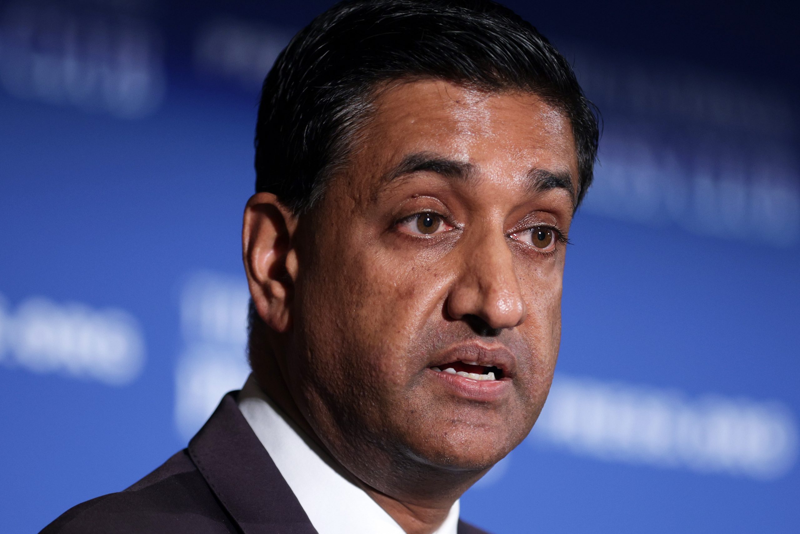 ‘Ro’ Me the Money! How Progressive Class Warrior Ro Khanna Lives Like the Oligarchs He ‘Fights,’ With In-Home Elevator, $190K Range Rover, and Family-Owned Golf Courses.